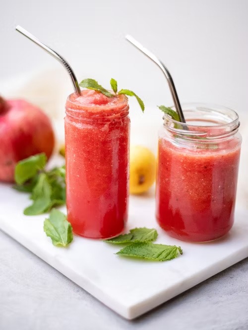 Wassermelonen-Smoothie für Kinder – gesund, kreativ und überraschend cool 2 Soooo lecker die Wassermelonen-Smoothies, Foto: Yulia Khlebnikova / Unsplash